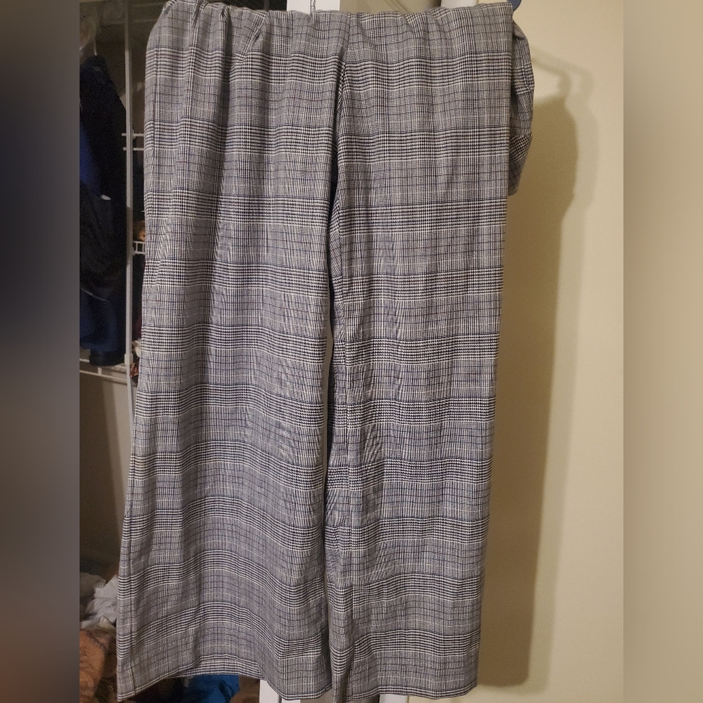NWOT Lane Bryant wide leg Allie dress pants size 18